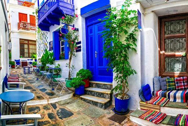 Enge Gasse auf Skopelos - Thessalien