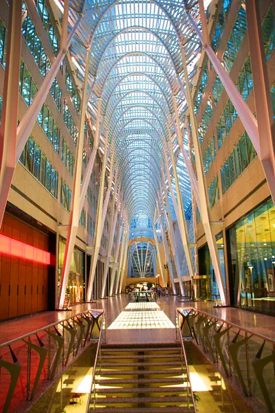 Shops im Eaton Centre in Toronto