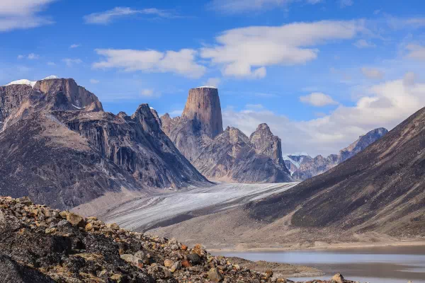 Mount Asgard im Auyuittuq-Nationalpark